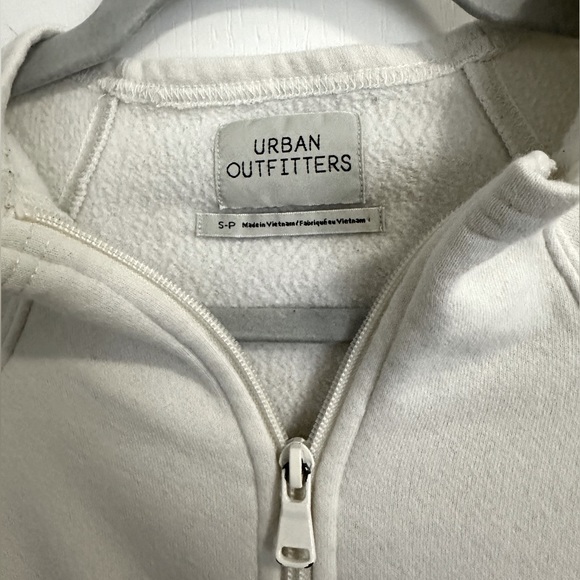 Urban Outfitters Noah Half-Zip Sweatshirt - Picture 7 of 13